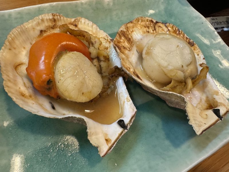 殻ごと焼いた紋別産のババ貝
